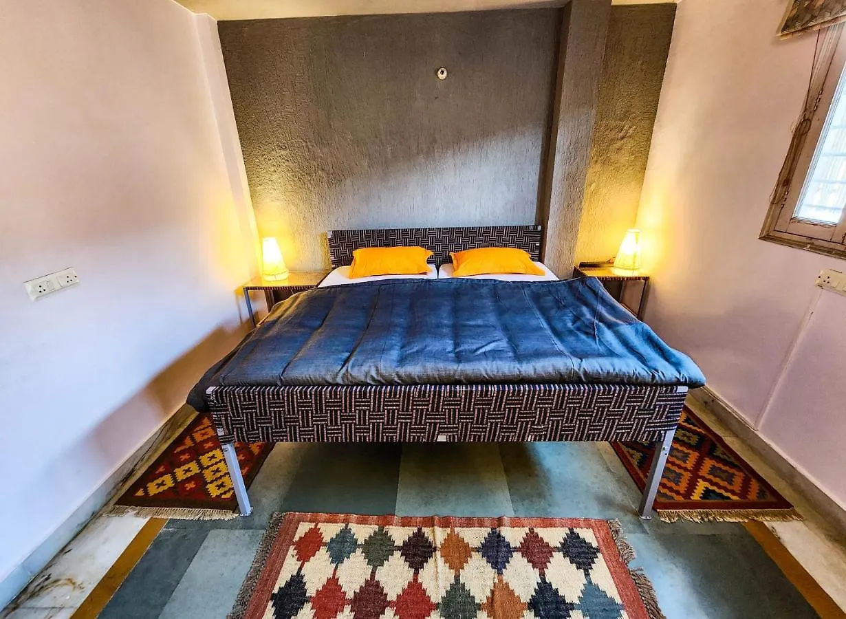Albergue J House Near Bhikaji Nueva Delhi India