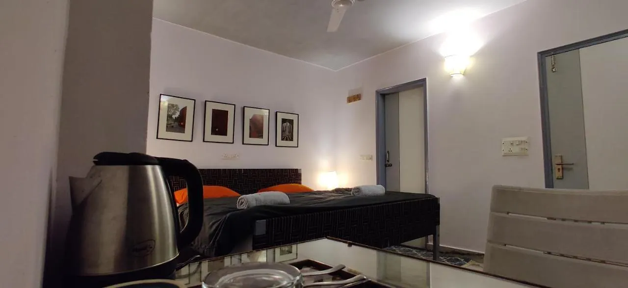 Hostel J House Near Bhikaji Neu-Delhi