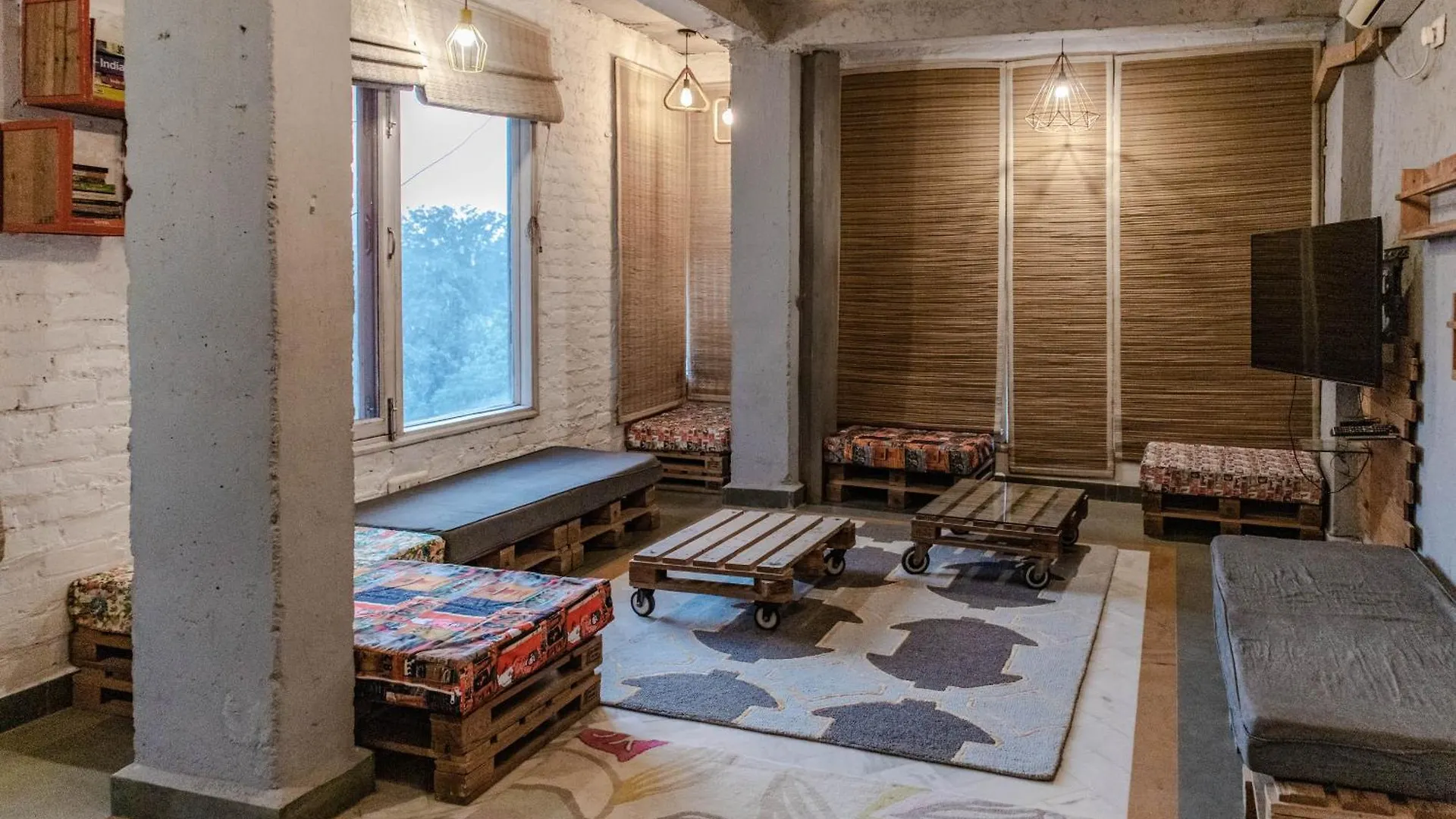 Hostel J House Near Bhikaji Neu-Delhi Indien